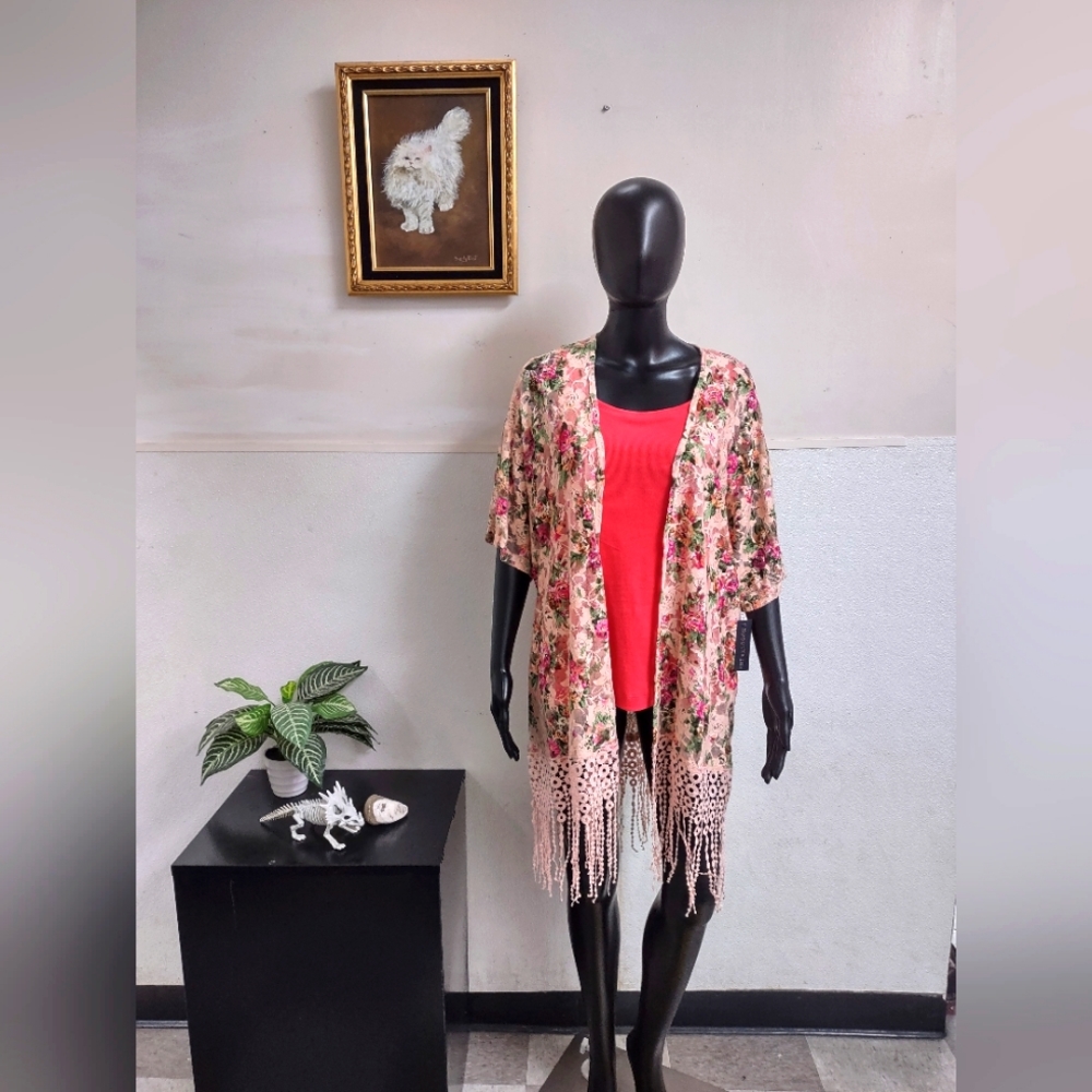 PINK FLORAL KIMONO